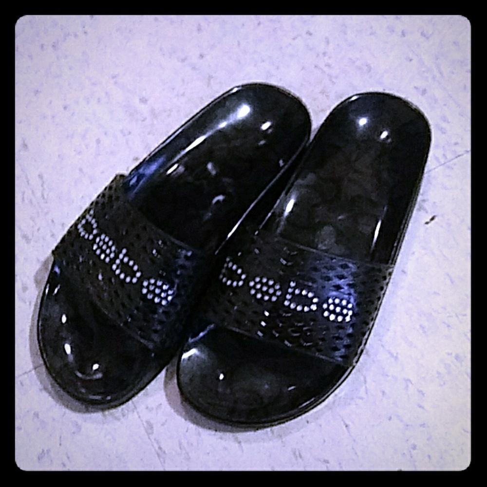Bebe black slides